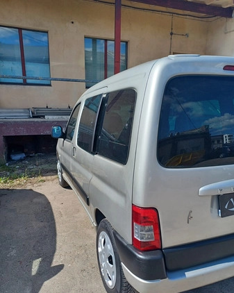 Citroen Berlingo cena 11999 przebieg: 229200, rok produkcji 2008 z Poznań małe 254